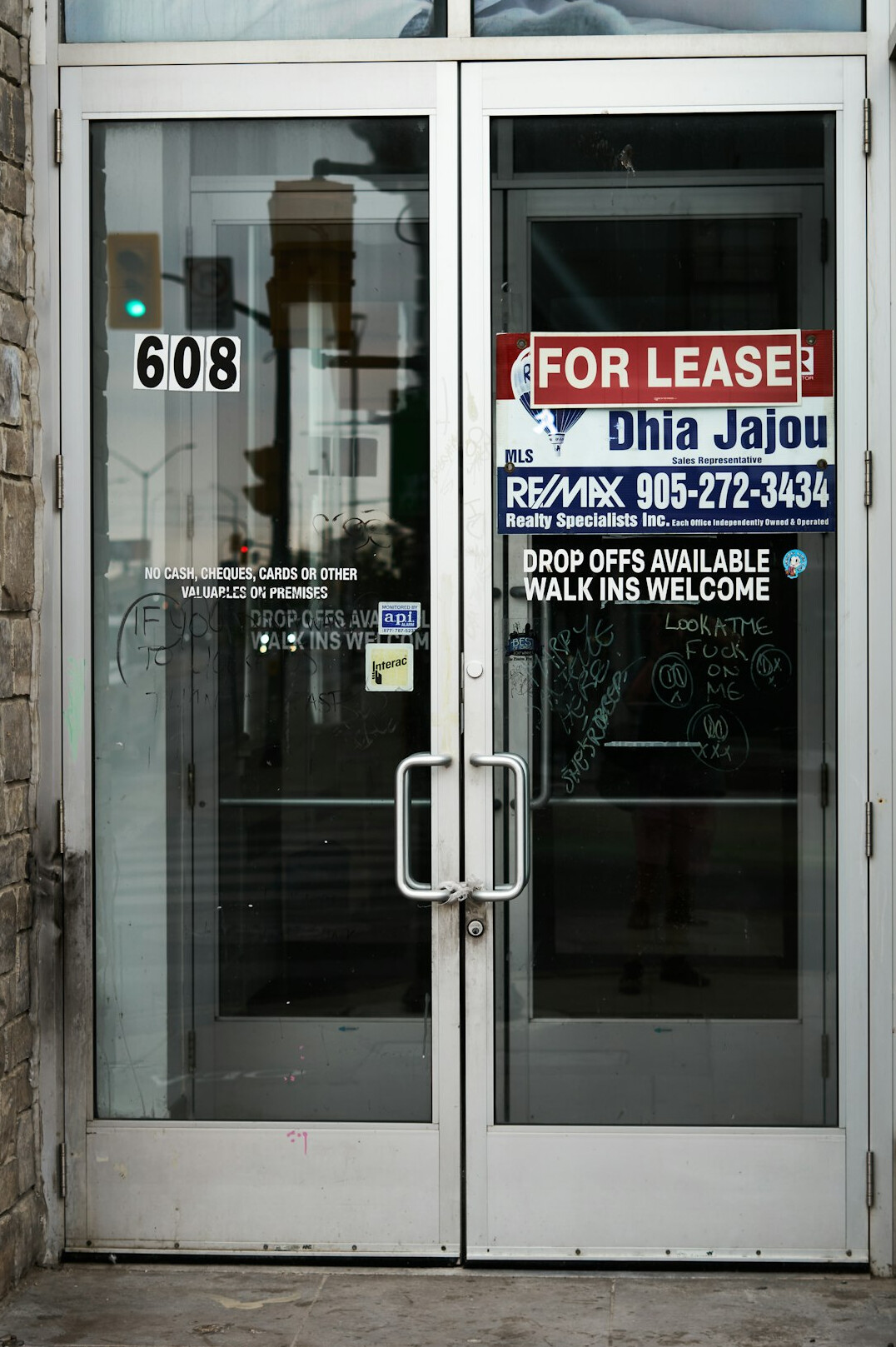 commercial retail lease